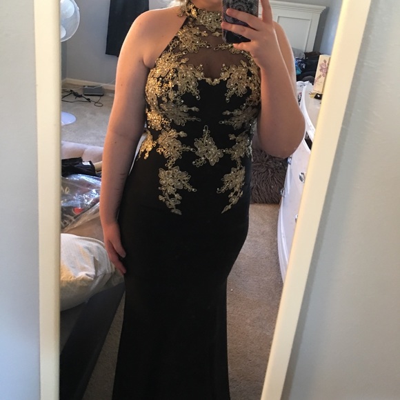 Prom Dress - Picture 3 of 5